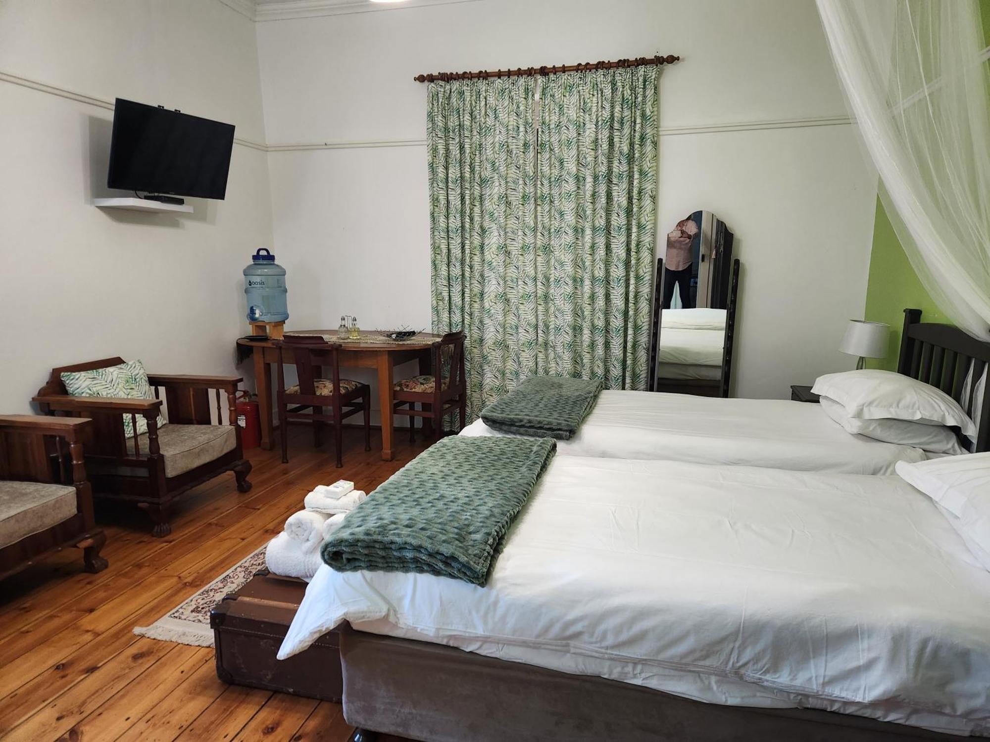 Die Dorpshuis Graaff-Reinet Esterno foto